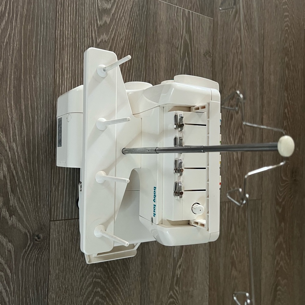Like New Baby Lock White Serger Sewing Machine Conditions in Working Great 100% - Picture 4 of 16